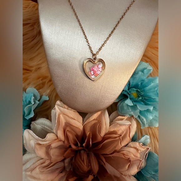 Heart Pendant Necklace With Encased Floating Pink Hearts NEW! - Picture 2 of 9